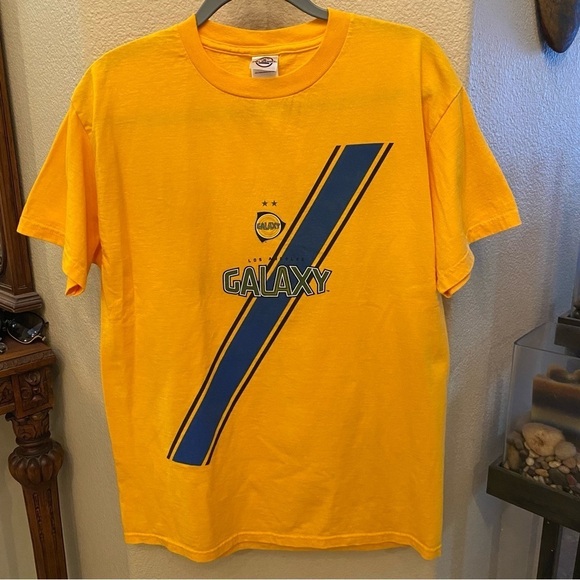 Vintage GALAXY L.A. vs. Cochivas USA Yellow Soccer T-Shirt Size Medium - Picture 2 of 8